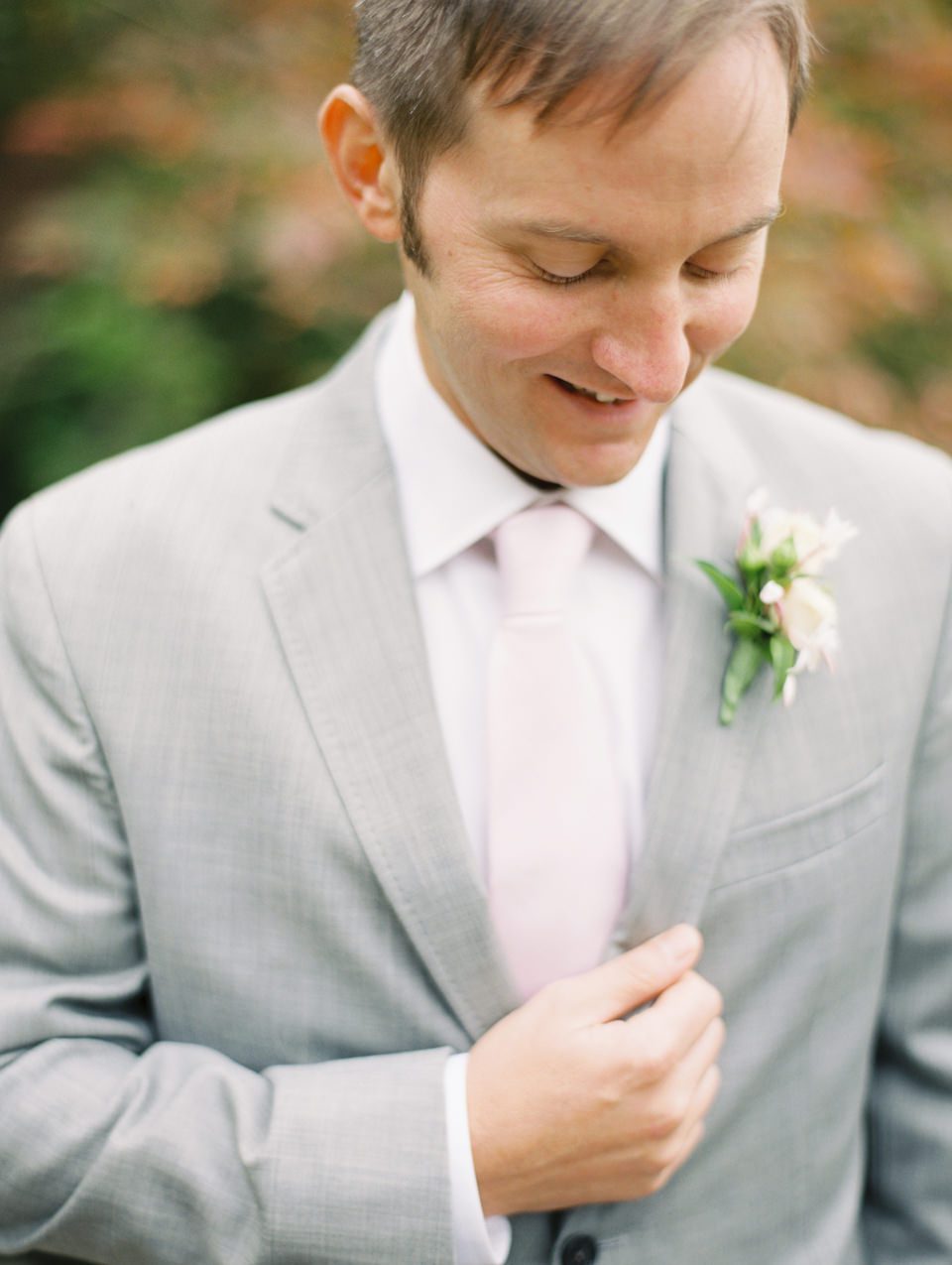 Woodinville Weddings at JM Cellars: Mika and Huw's Elegant Winery Wedding (27)