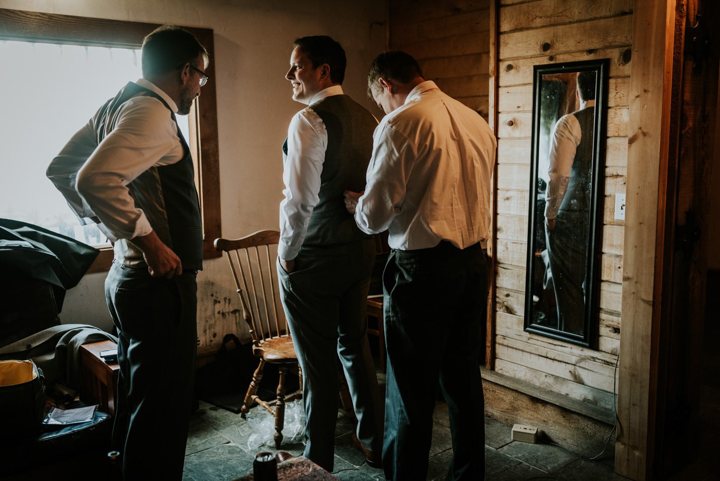 Katie and Joe DeLille Cellars Wedding by Seattle Wedding Photographer Jennifer Tai (13)