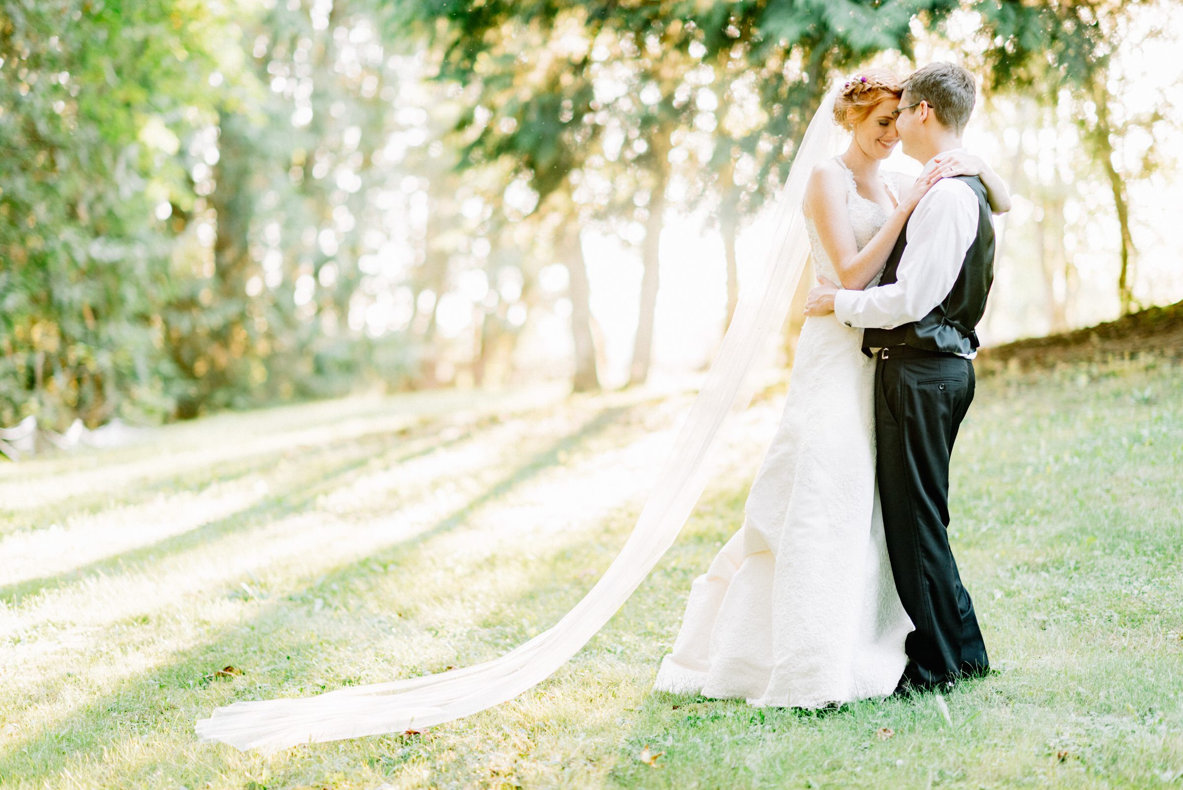 Katherine and Graeme having their professional wedding portraits taken at Kingston House, a wedding venue in Kingston, WA. September 2016.