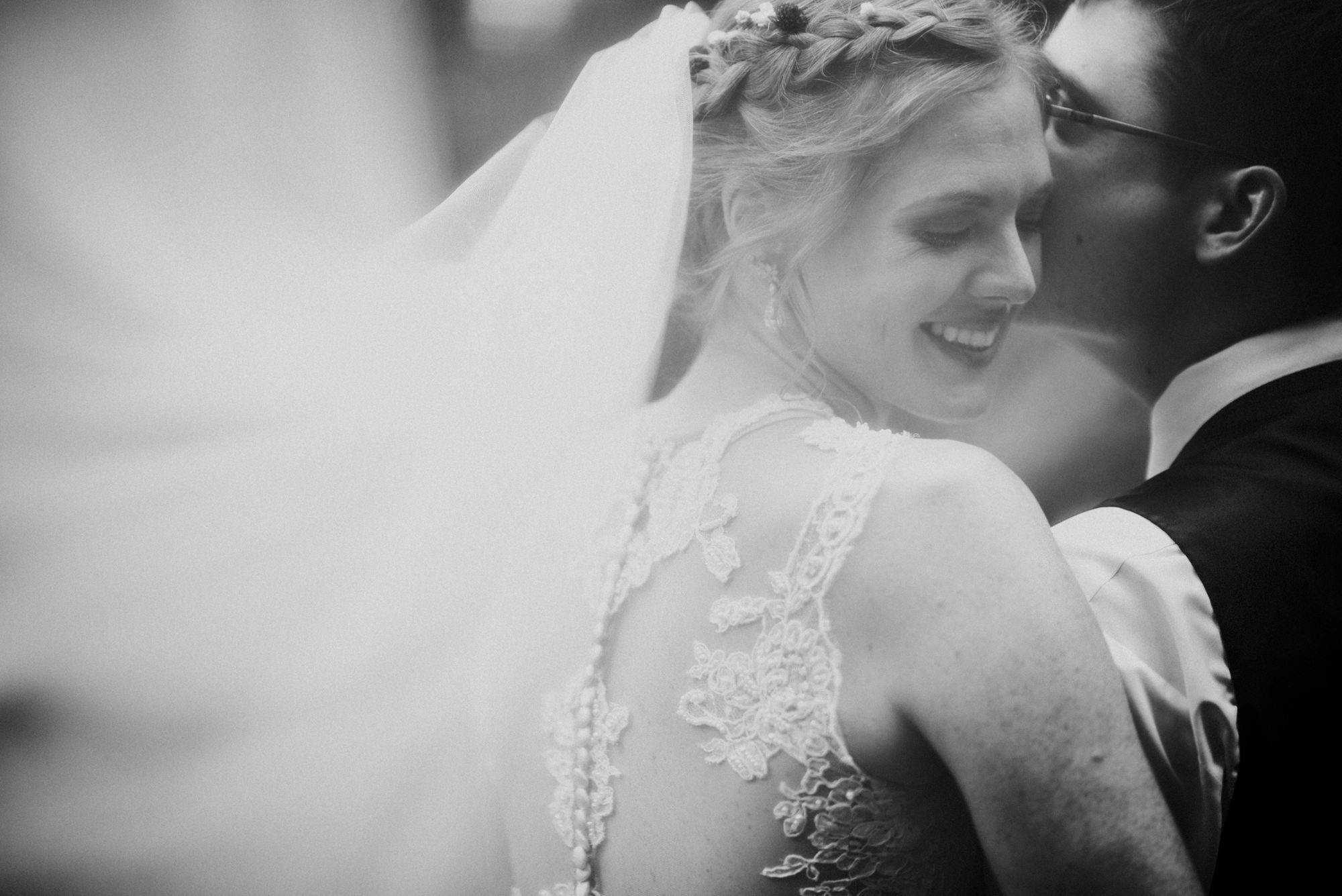 Katherine and Graeme having their professional wedding portraits taken at Kingston House, a wedding venue in Kingston, WA. September 2016.