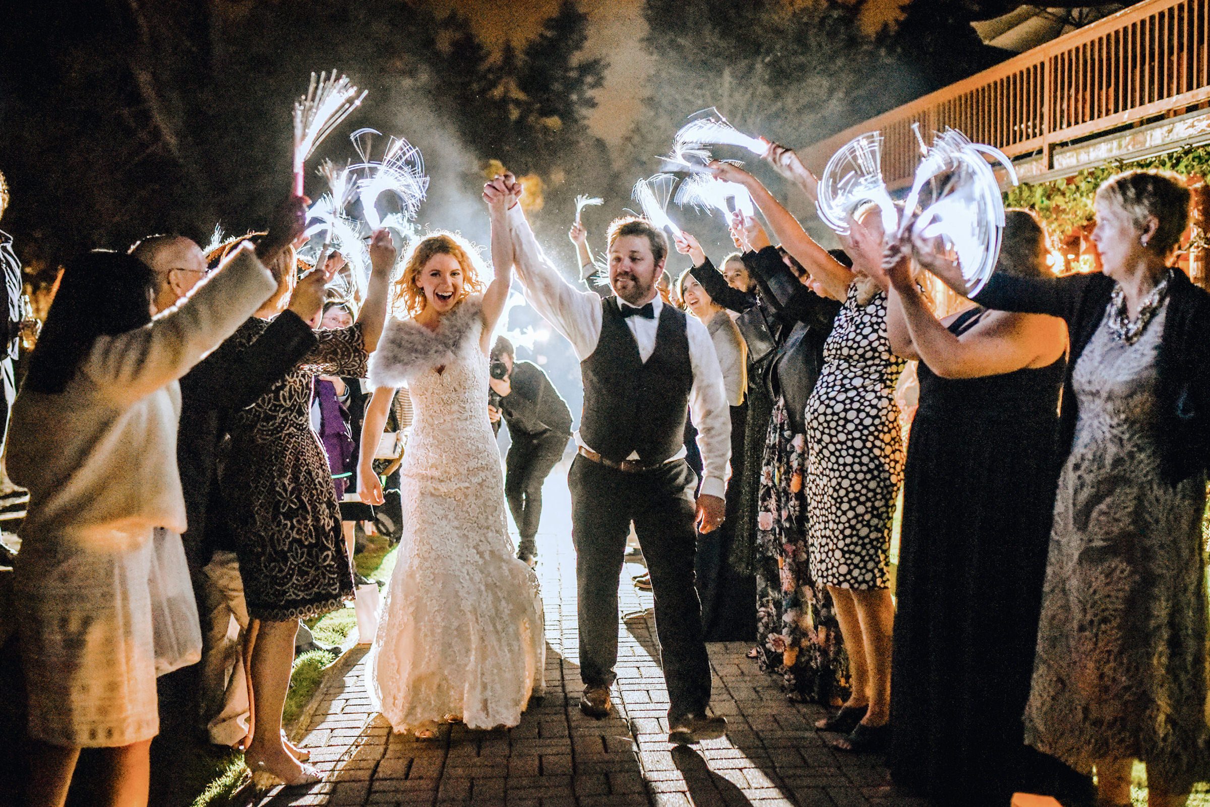 funny wedding photographer