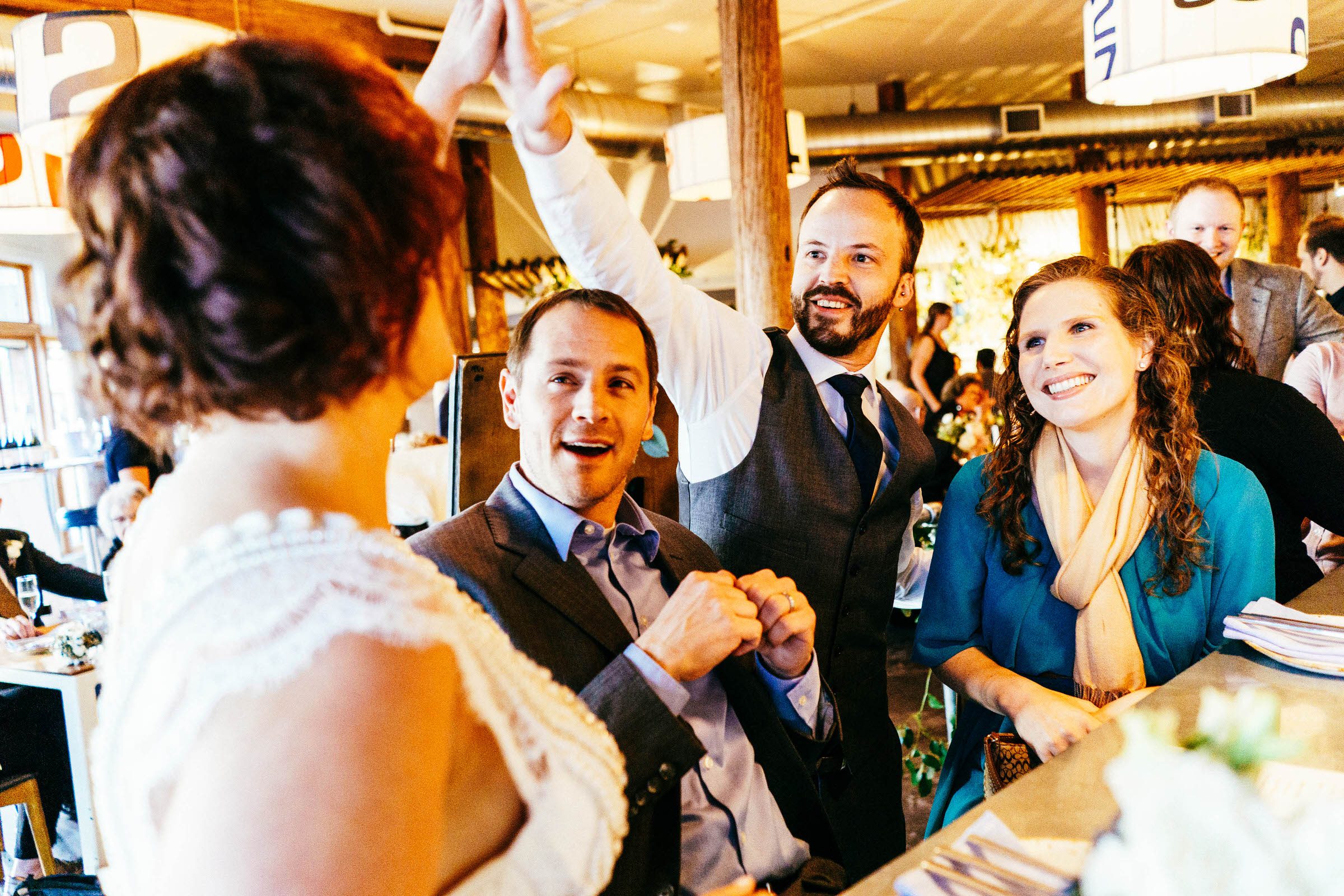Modern and Chic Westward Seattle Wedding 2018 with Best Seattle Wedding Photographer Jennifer Tai (32)