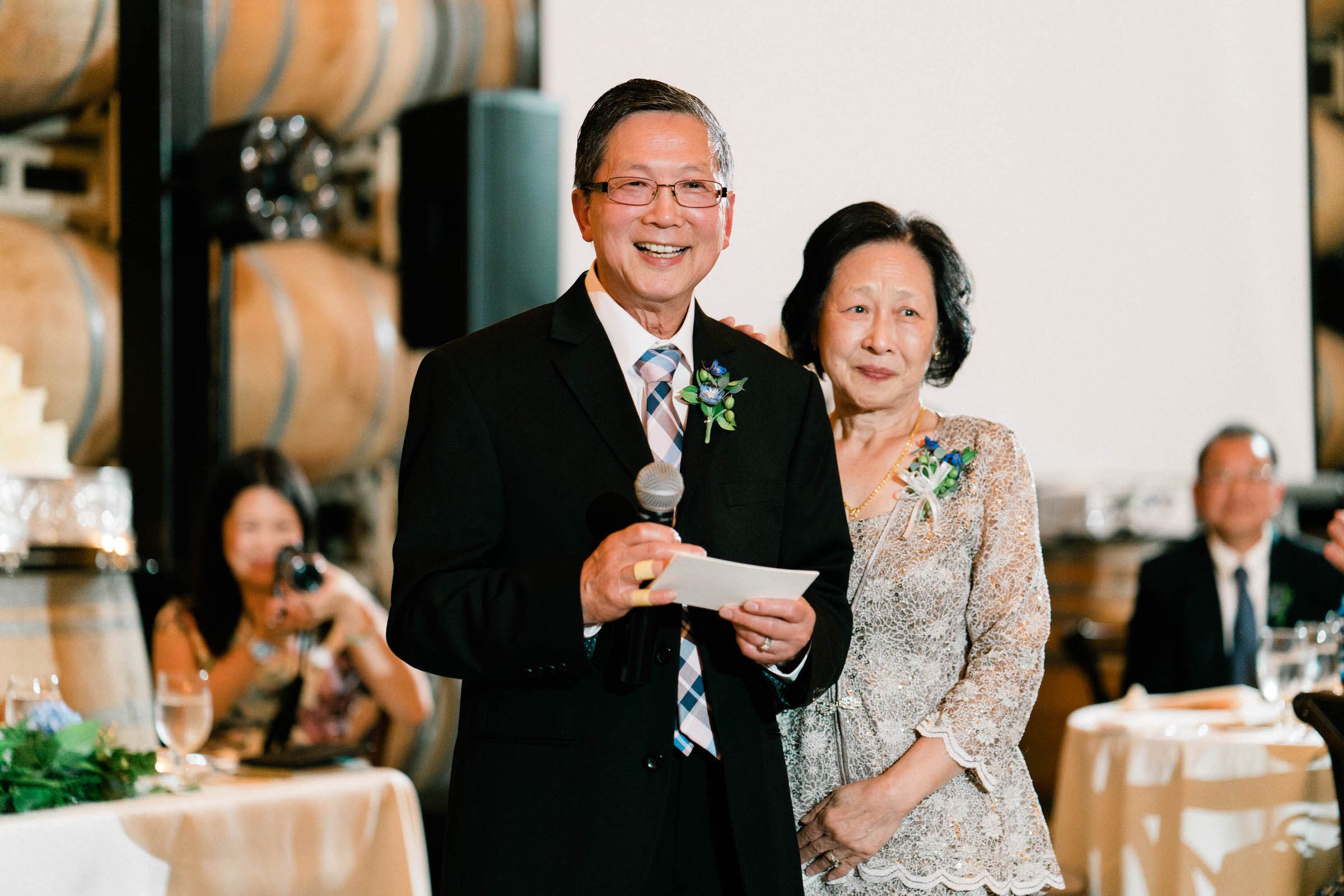 Columbia Winery Woodinville wedding Robert and Wilson (17)