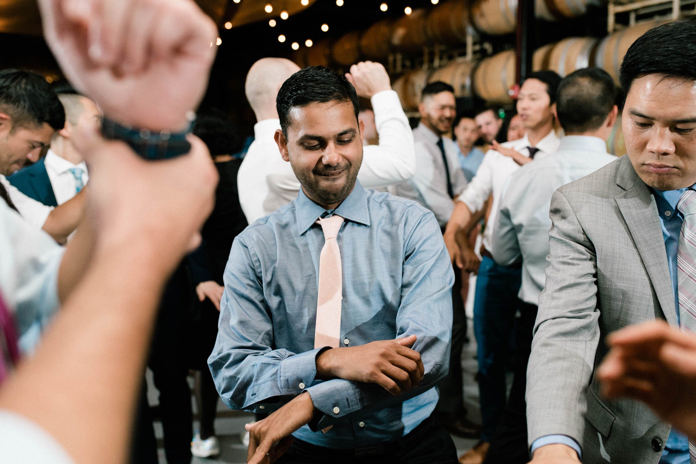 Columbia Winery Woodinville wedding Robert and Wilson (4)