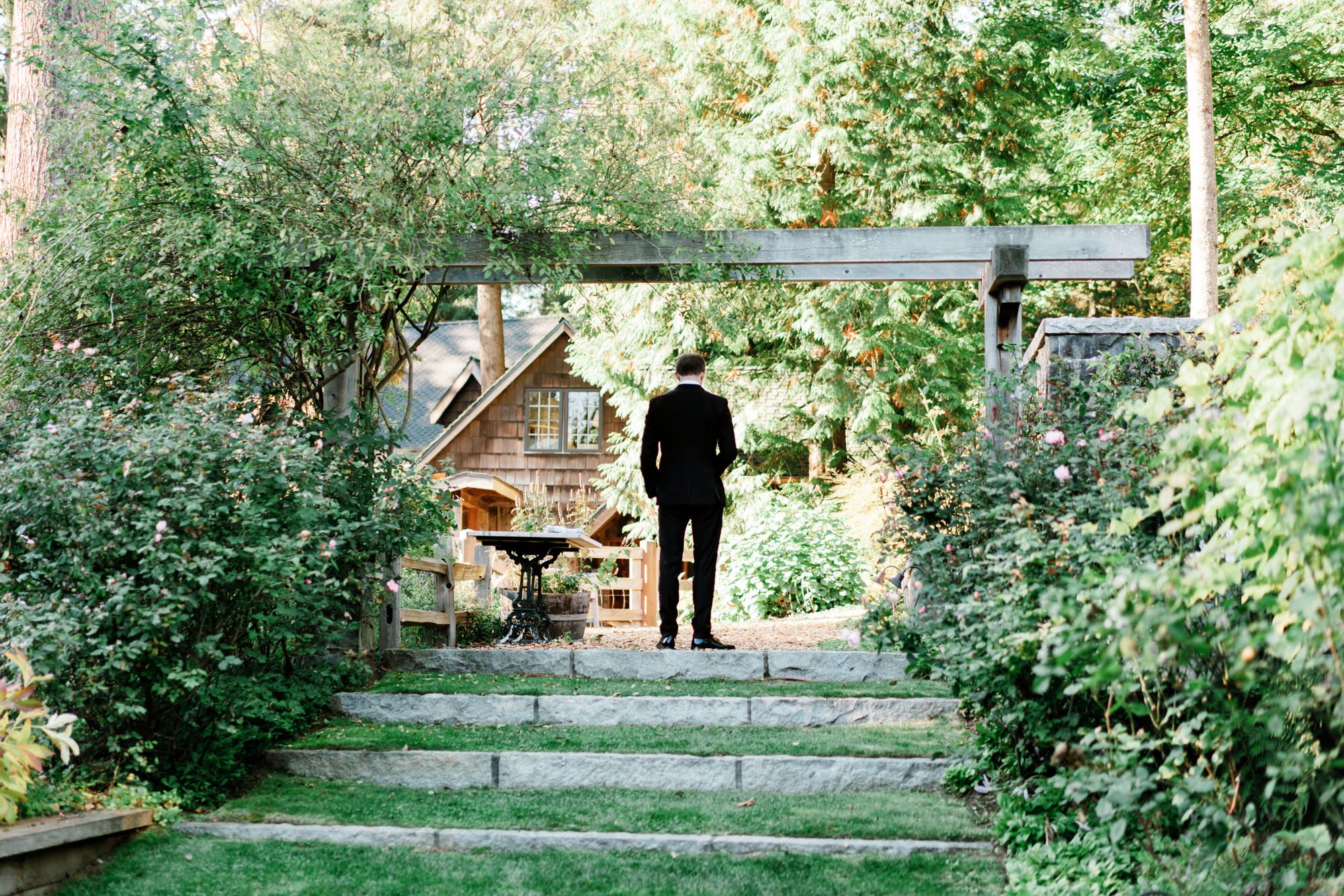 Seattle wedding photographers: Fall Wedding at Bella Luna Farms (56)