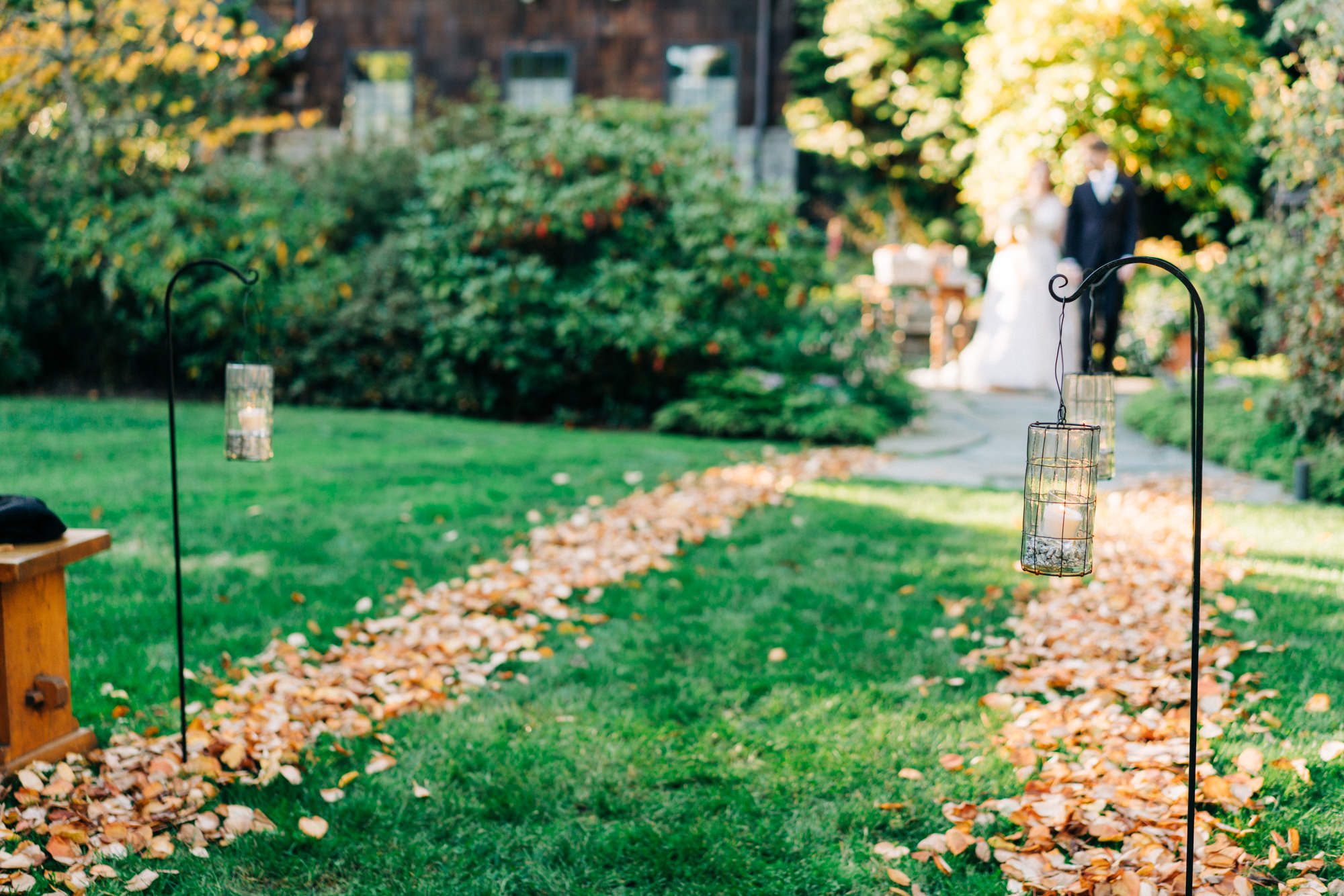Seattle wedding photographers: Fall Wedding at Bella Luna Farms (43)