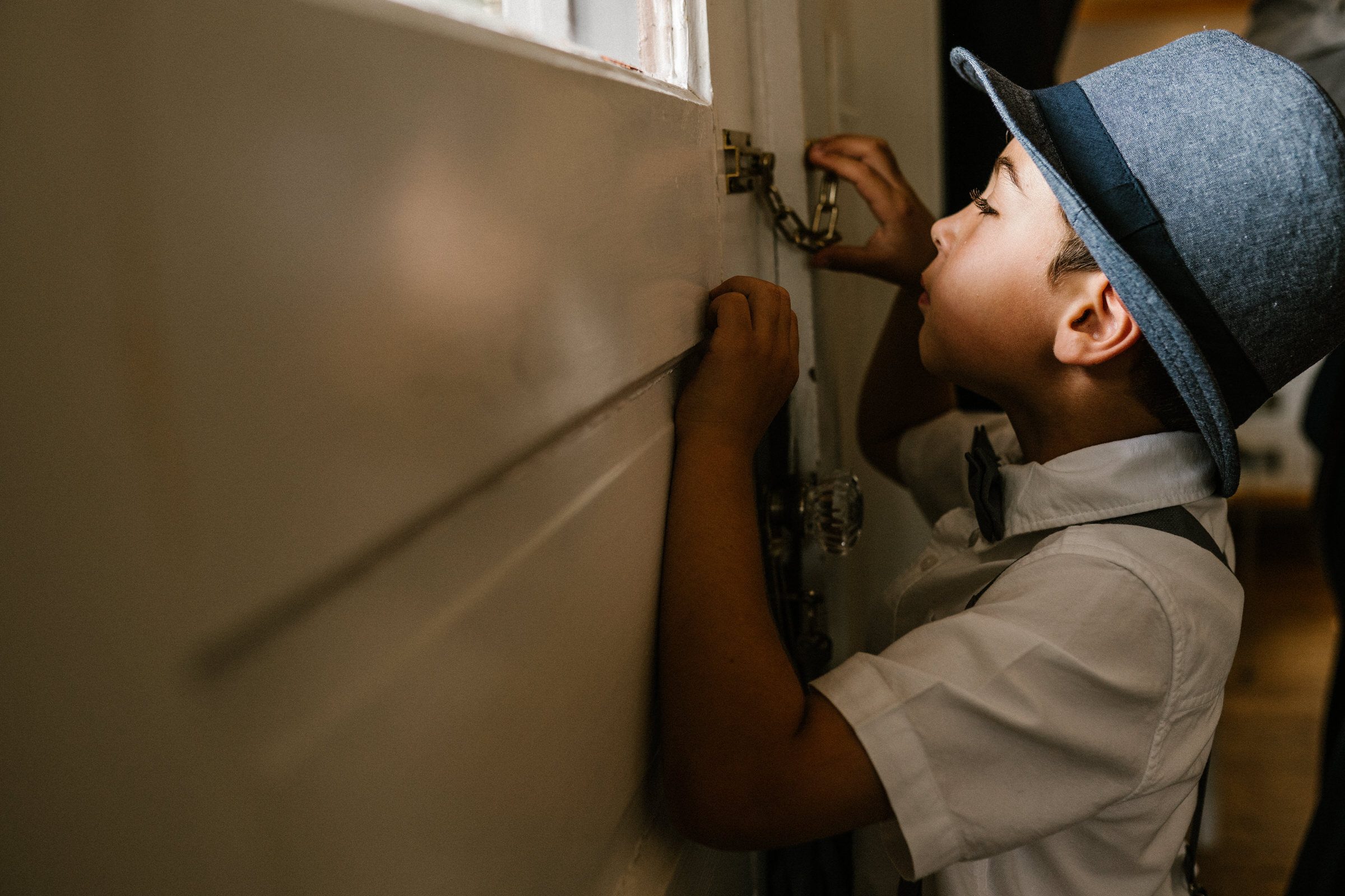Wayfarer Whidbey Island Wedding: Joe's son gets ready to bolt!