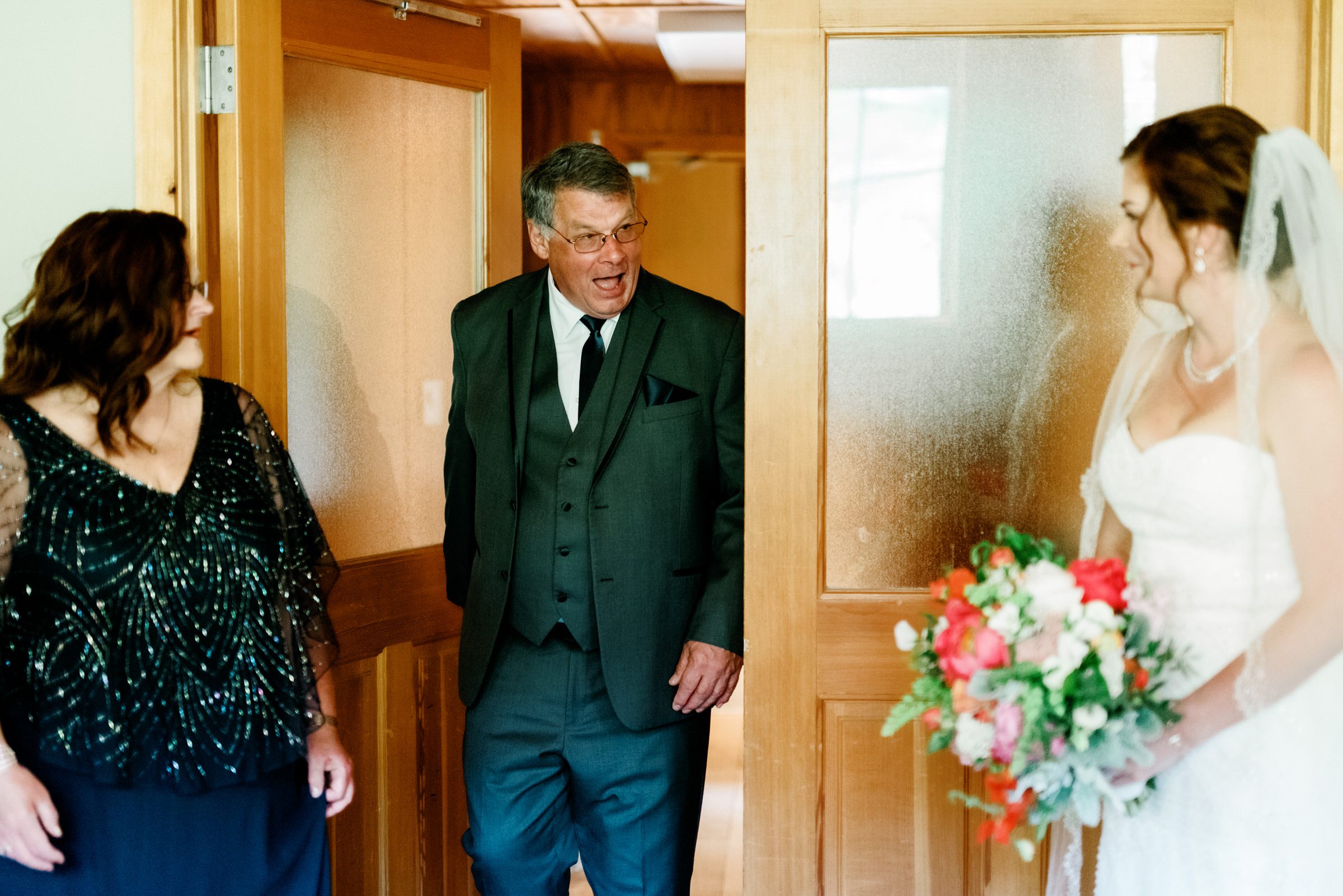 Sleeping Lady Resort weddings: Bride squad getting ready