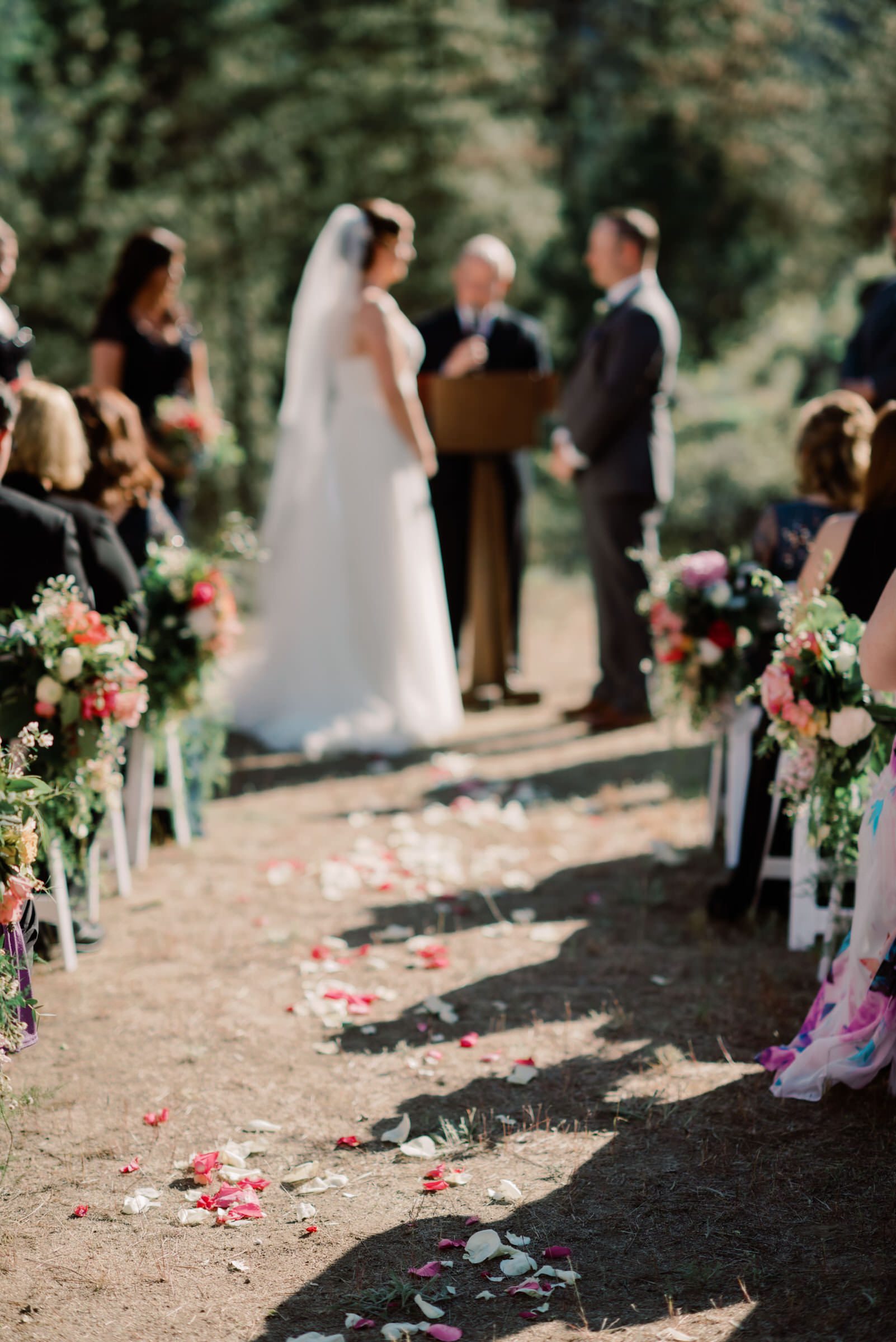 Sleeping Lady Resort weddings: Kristen and Russ' wedding ceremony