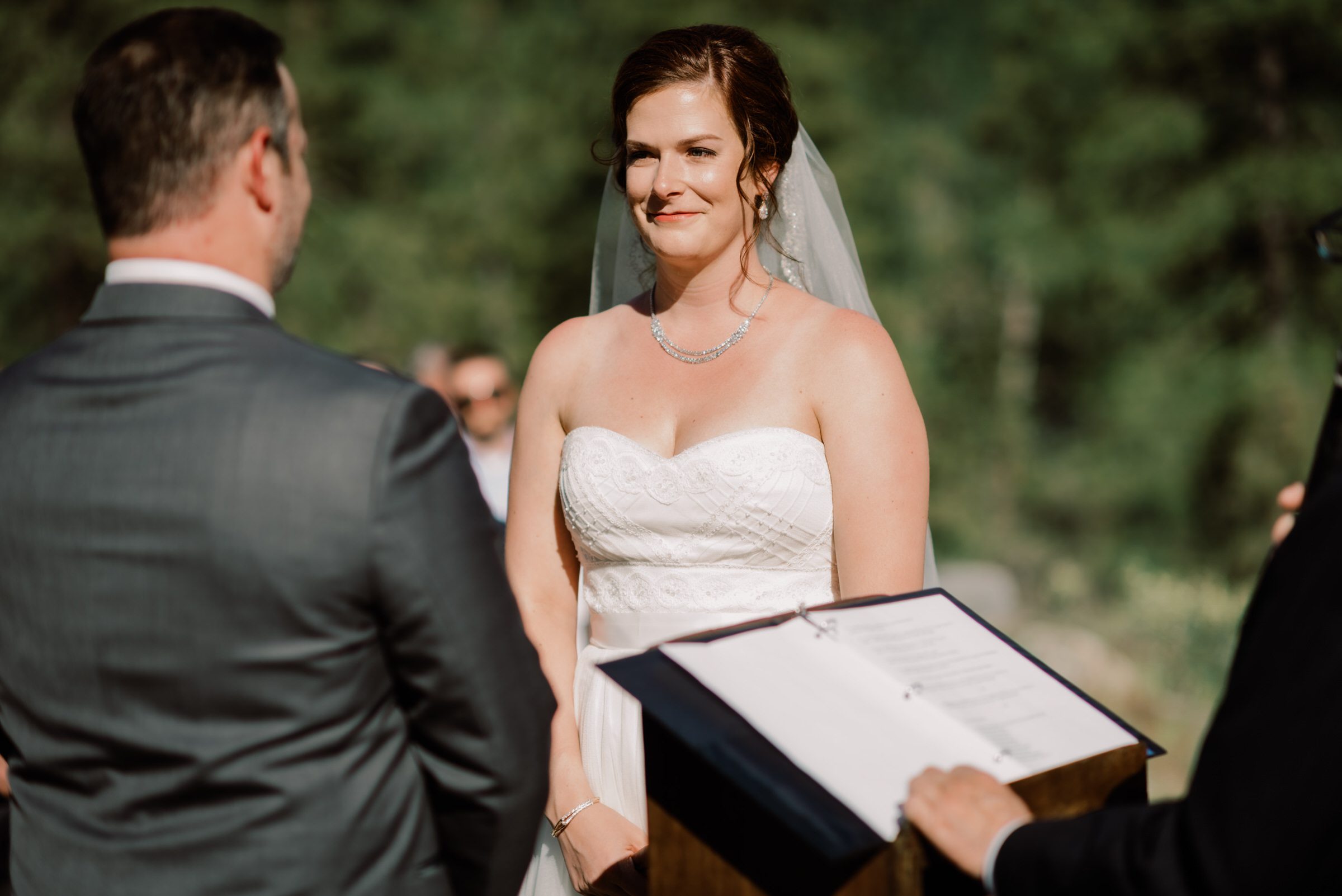 Sleeping Lady Resort weddings: Kristen and Russ' wedding ceremony