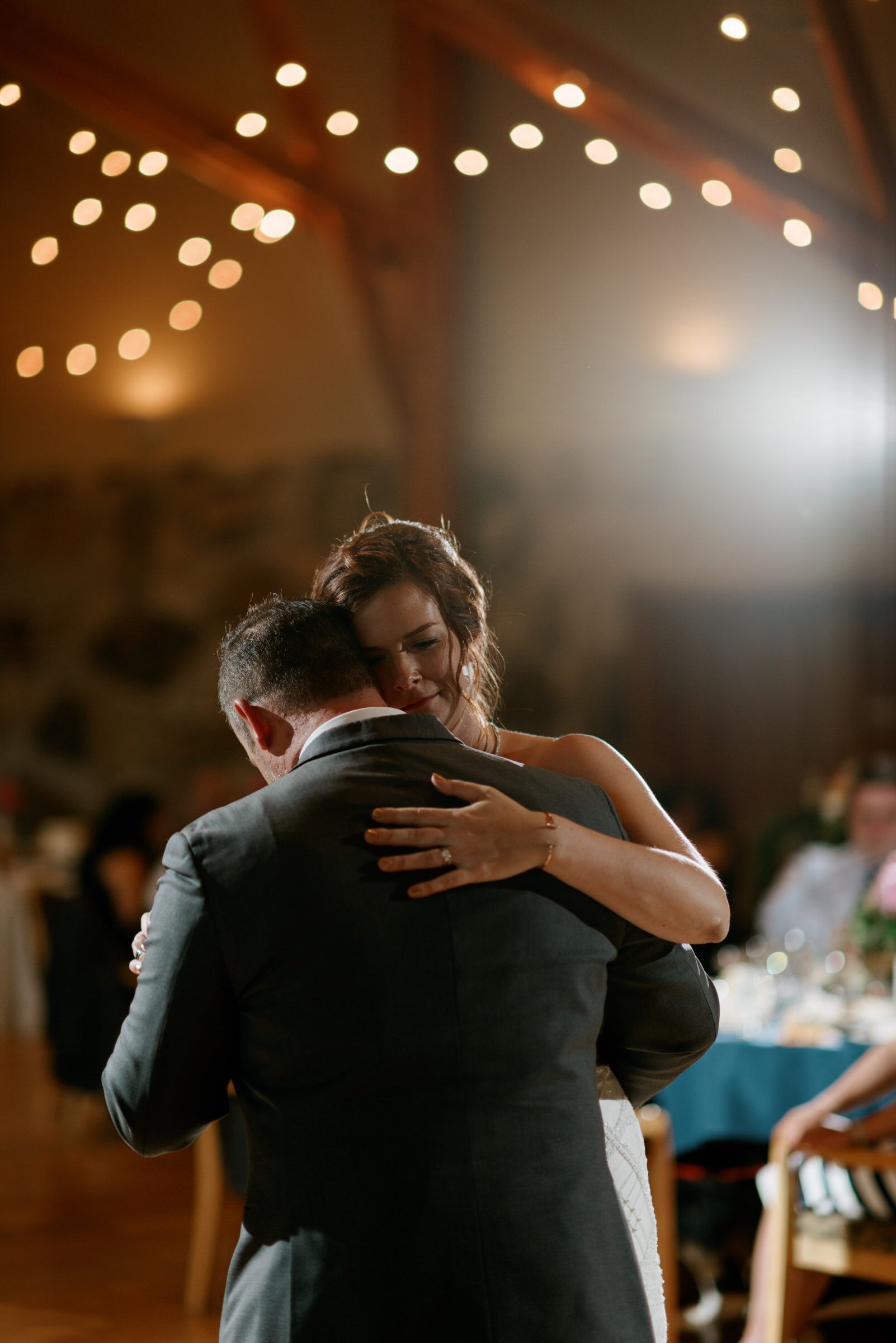 Sleeping Lady Resort weddings: Kristen and Russ first dance