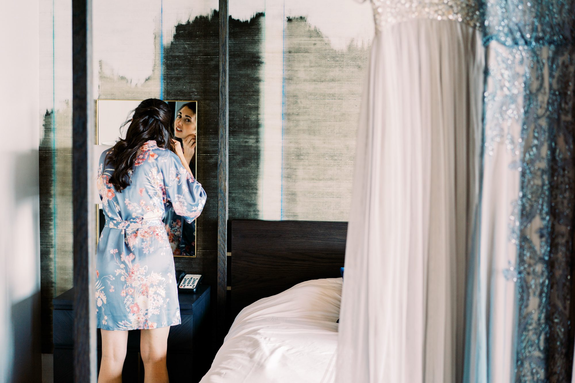 Wedding at the Edgewater Hotel: Bridesmaid getting ready
