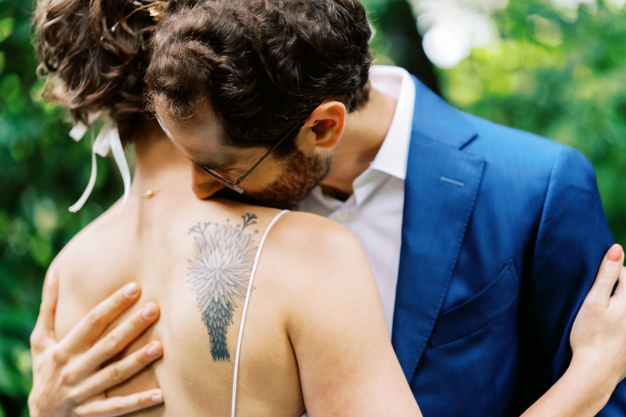 Seattle wedding photographer: Bridal Portraits in the garden Seattle wedding photographer: Bridal Portraits in the garden