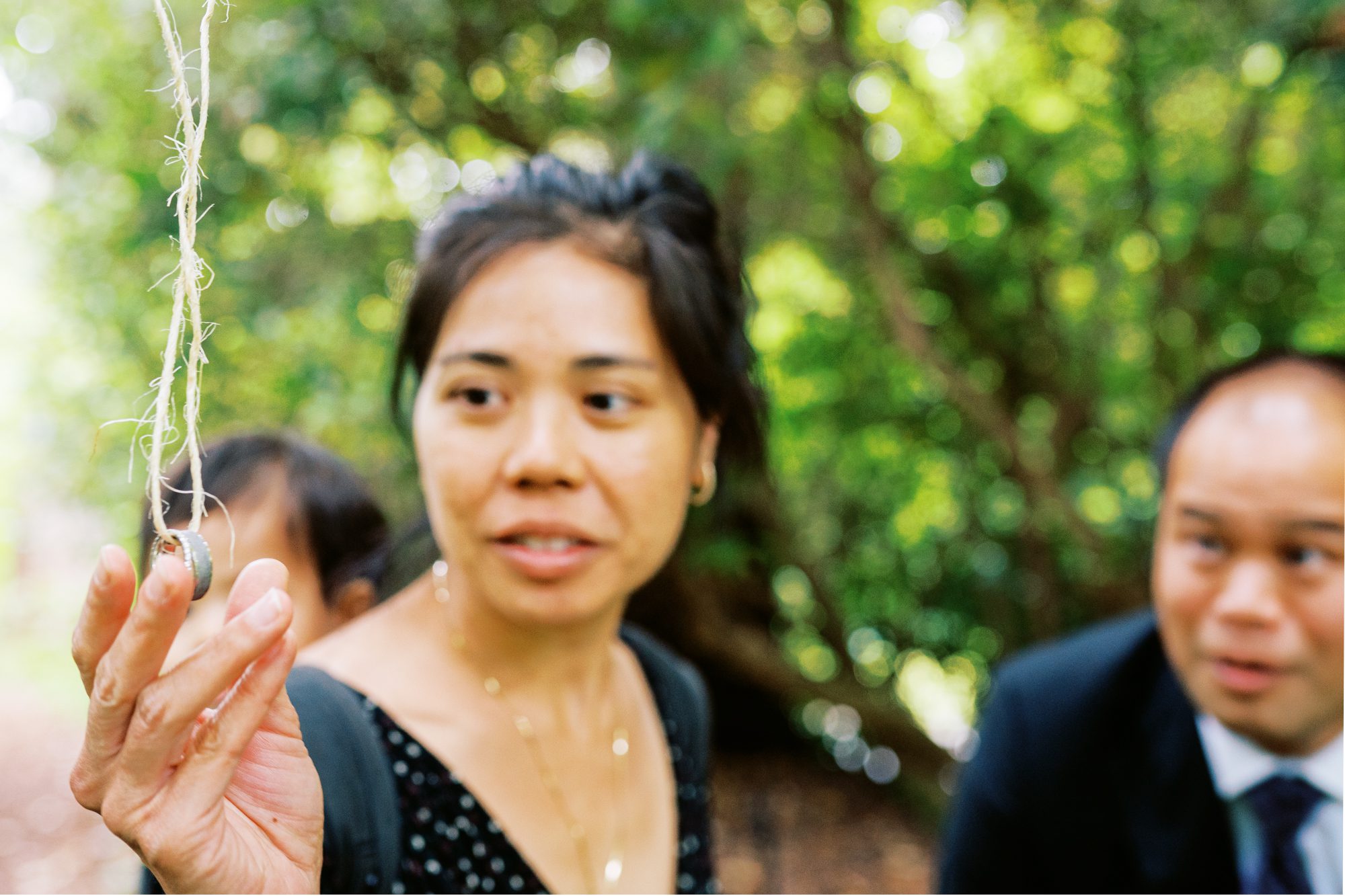 Cool wedding ideas: Ring blessing at ceremony Cool wedding ideas: Ring blessing at ceremony