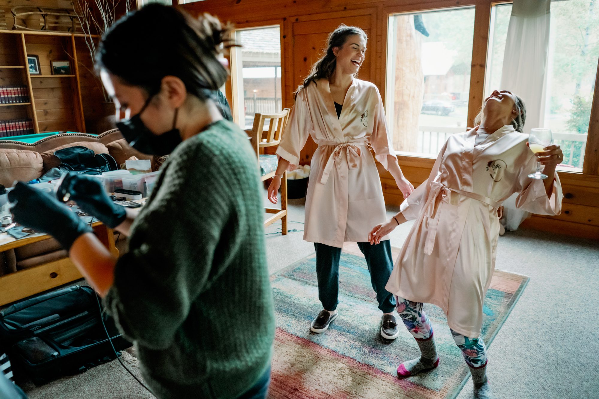 Mountain Springs Lodge weddings: Veronica's bridesmaids are hilarious!