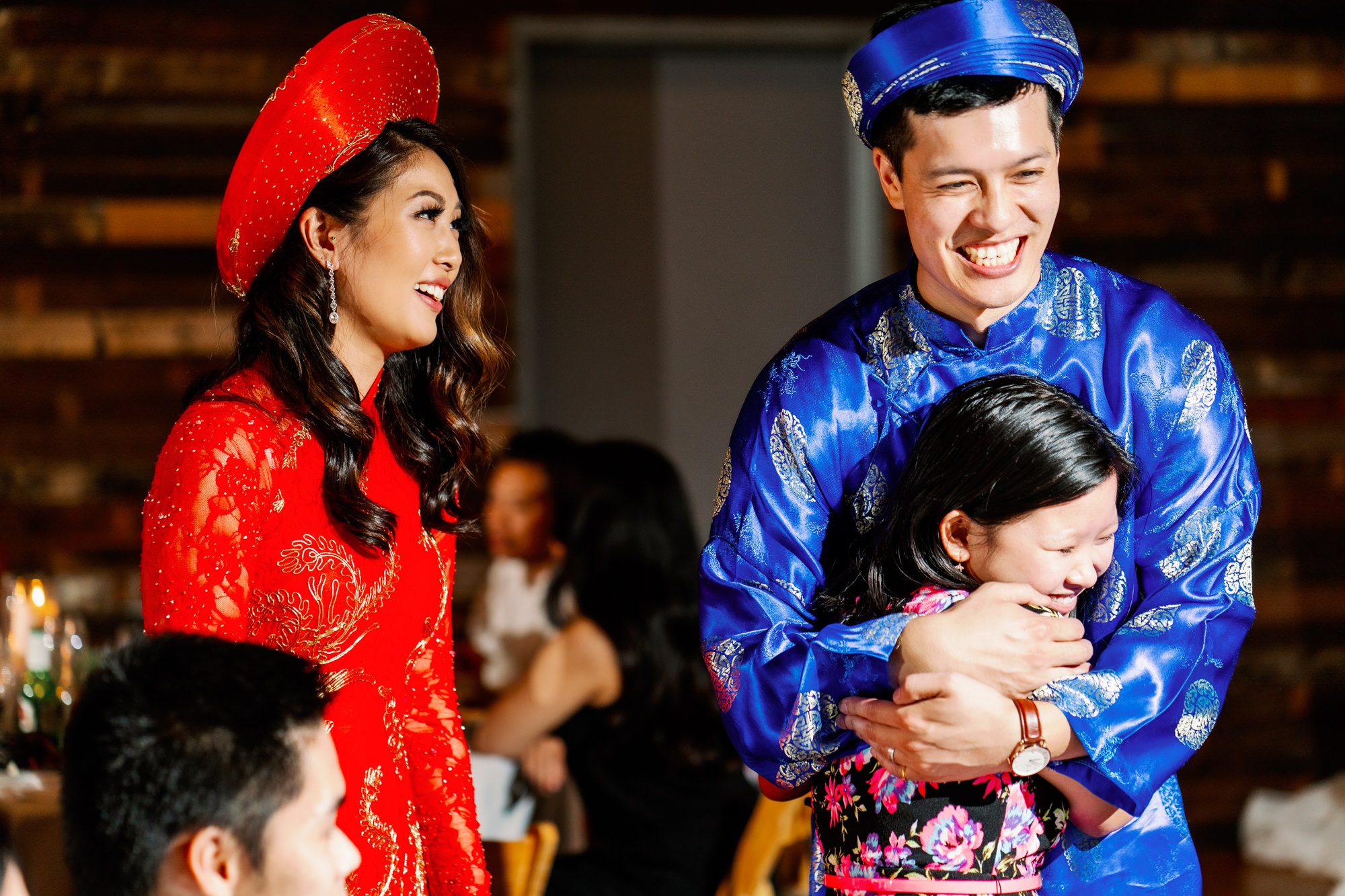 Seattle Vietnamese wedding photographer: Lynda and John moments