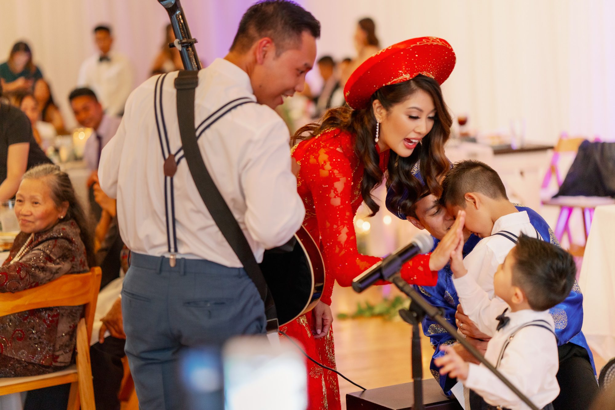 Seattle Vietnamese wedding photographer: Lynda and John