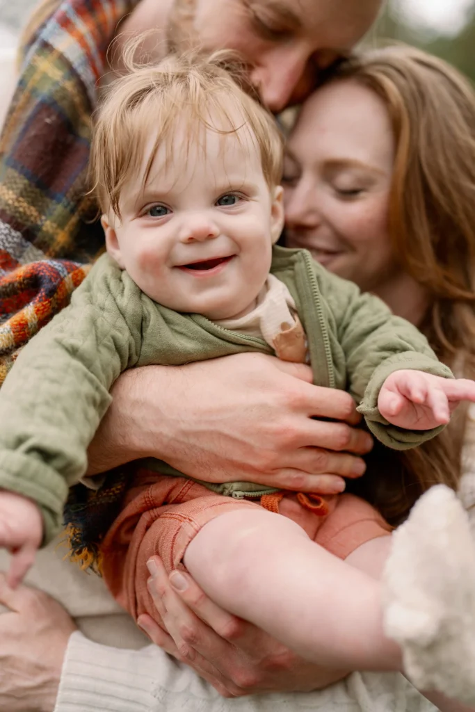 Seattle family portrait by Jenn Tai